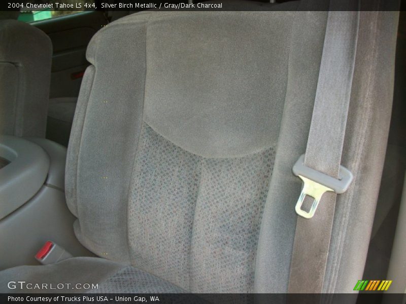 Silver Birch Metallic / Gray/Dark Charcoal 2004 Chevrolet Tahoe LS 4x4