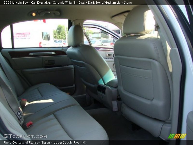 Ceramic White Tri Coat / Dark Stone/Medium Light Stone 2003 Lincoln Town Car Executive