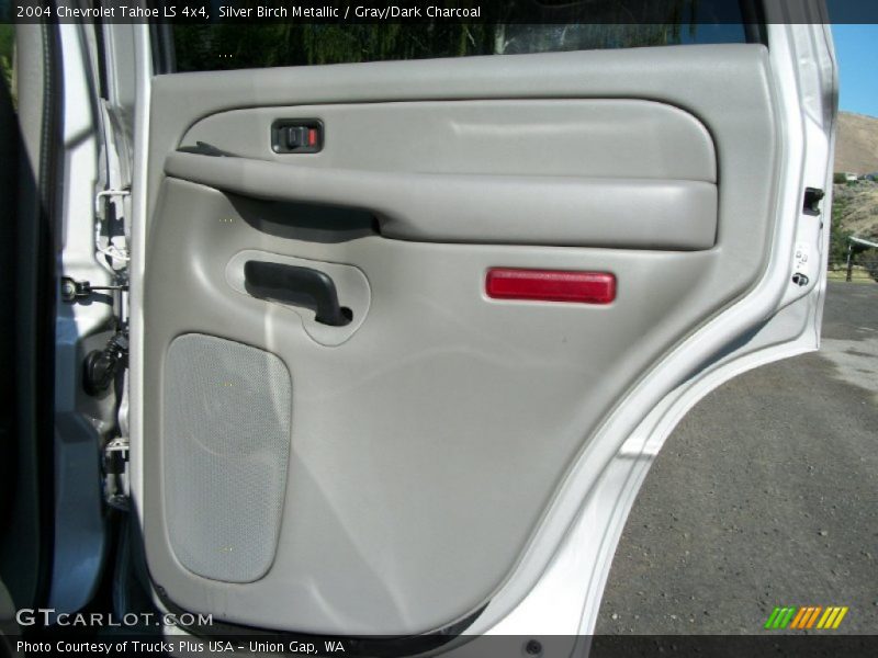Silver Birch Metallic / Gray/Dark Charcoal 2004 Chevrolet Tahoe LS 4x4