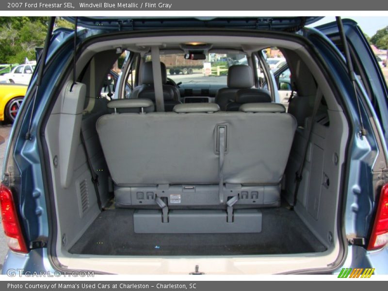  2007 Freestar SEL Trunk