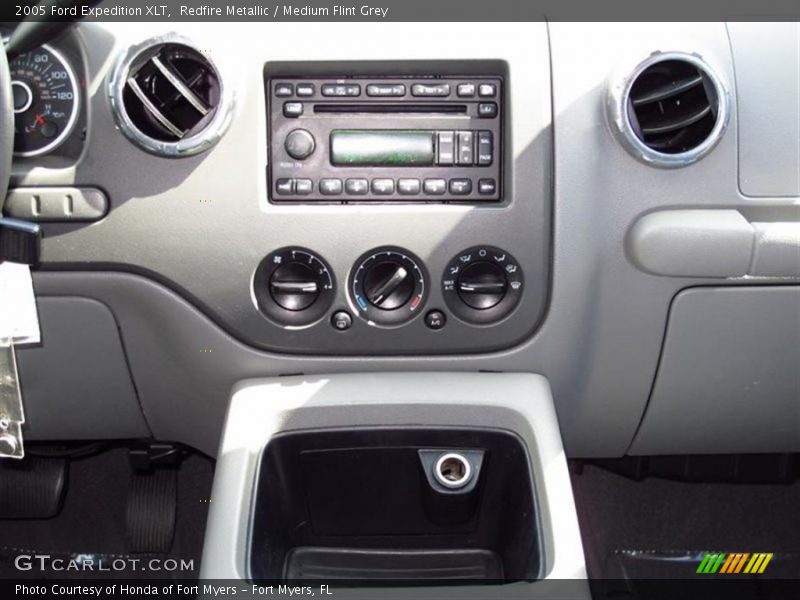 Redfire Metallic / Medium Flint Grey 2005 Ford Expedition XLT