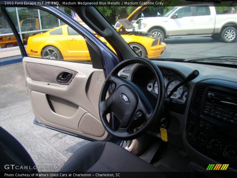 Medium Wedgewood Blue Metallic / Medium Graphite Grey 2001 Ford Escape XLT V6 4WD