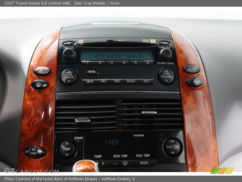 Audio System of 2007 Sienna XLE Limited AWD