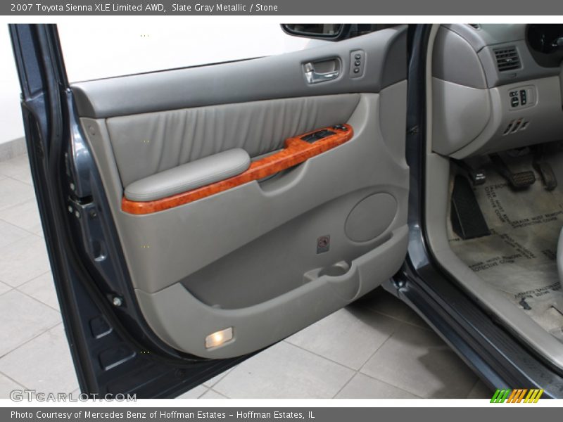 Door Panel of 2007 Sienna XLE Limited AWD