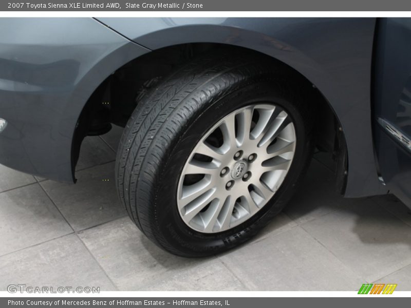  2007 Sienna XLE Limited AWD Wheel