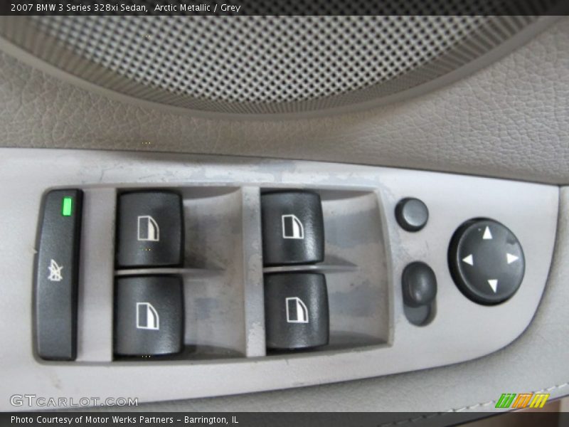 Arctic Metallic / Grey 2007 BMW 3 Series 328xi Sedan