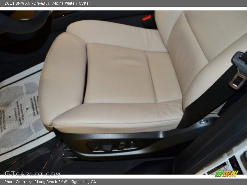 Alpine White / Oyster 2011 BMW X6 xDrive35i