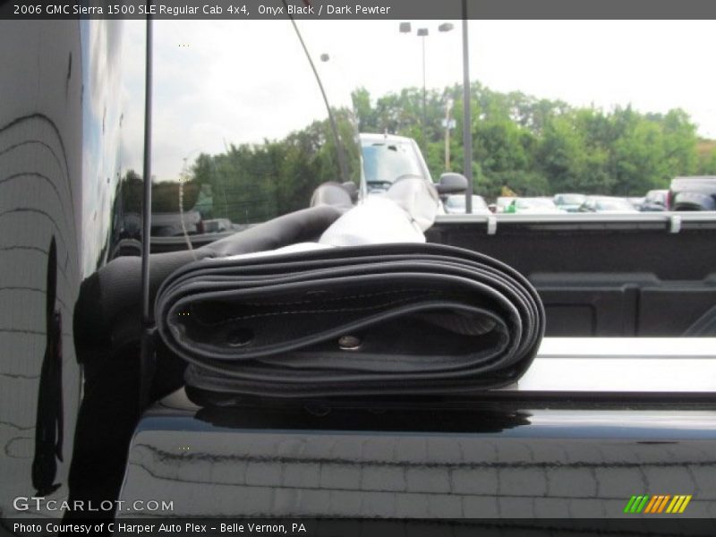 Onyx Black / Dark Pewter 2006 GMC Sierra 1500 SLE Regular Cab 4x4
