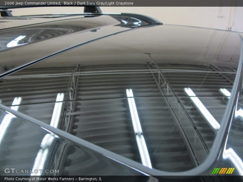 Black / Dark Slate Gray/Light Graystone 2006 Jeep Commander Limited