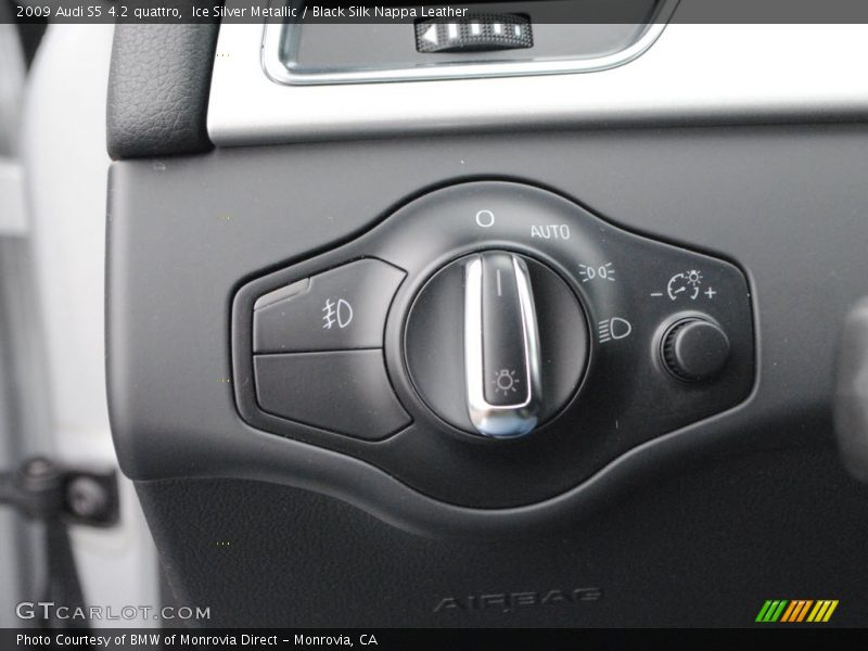Ice Silver Metallic / Black Silk Nappa Leather 2009 Audi S5 4.2 quattro