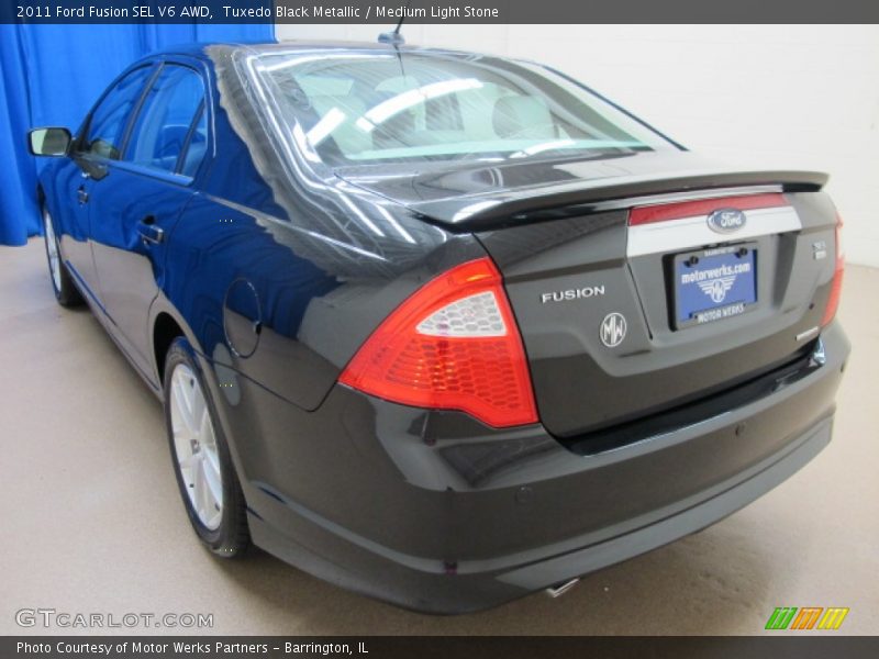 Tuxedo Black Metallic / Medium Light Stone 2011 Ford Fusion SEL V6 AWD