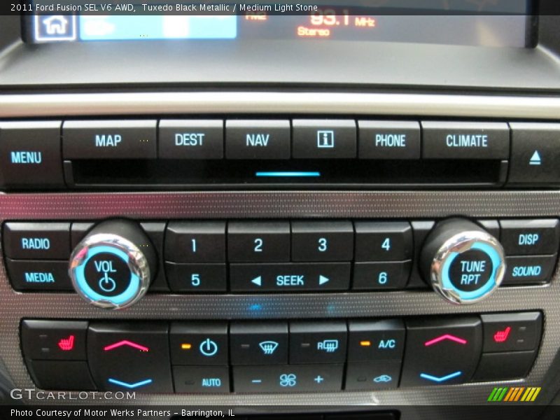 Controls of 2011 Fusion SEL V6 AWD