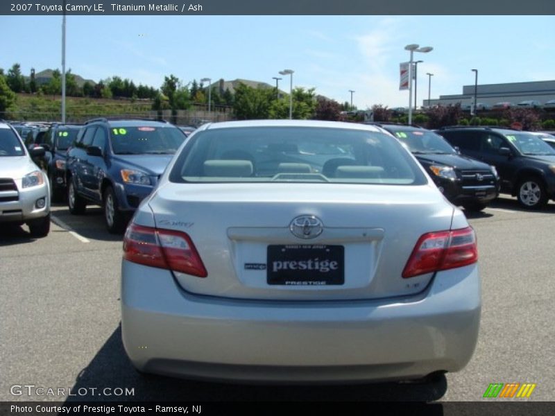 Titanium Metallic / Ash 2007 Toyota Camry LE