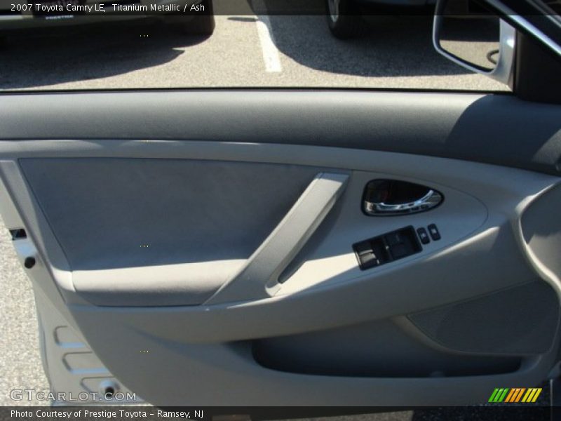 Titanium Metallic / Ash 2007 Toyota Camry LE