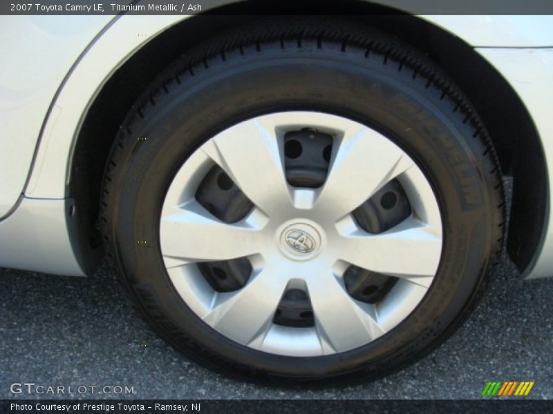 Titanium Metallic / Ash 2007 Toyota Camry LE