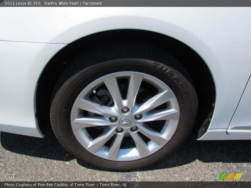 Starfire White Pearl / Parchment 2011 Lexus ES 350