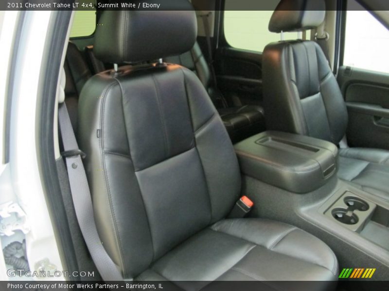 Summit White / Ebony 2011 Chevrolet Tahoe LT 4x4
