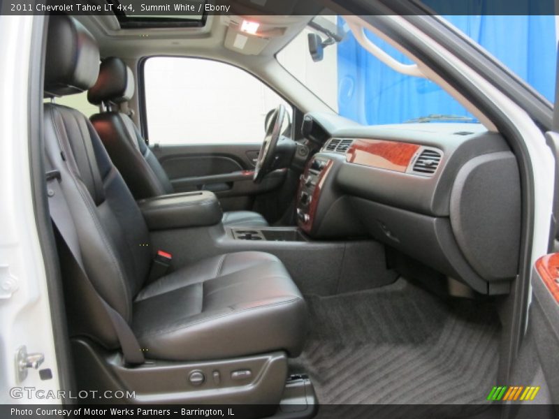 Summit White / Ebony 2011 Chevrolet Tahoe LT 4x4