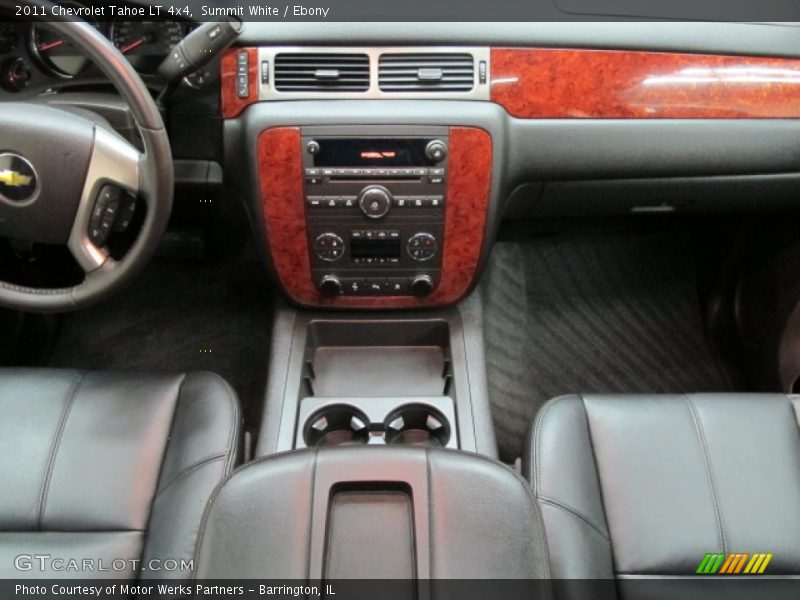 Summit White / Ebony 2011 Chevrolet Tahoe LT 4x4