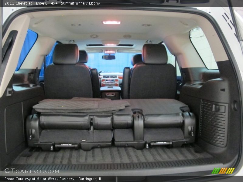 Summit White / Ebony 2011 Chevrolet Tahoe LT 4x4