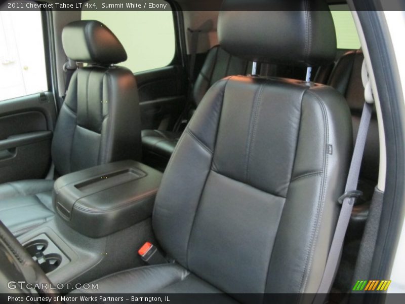 Summit White / Ebony 2011 Chevrolet Tahoe LT 4x4