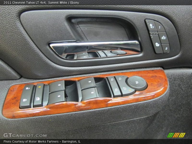 Summit White / Ebony 2011 Chevrolet Tahoe LT 4x4