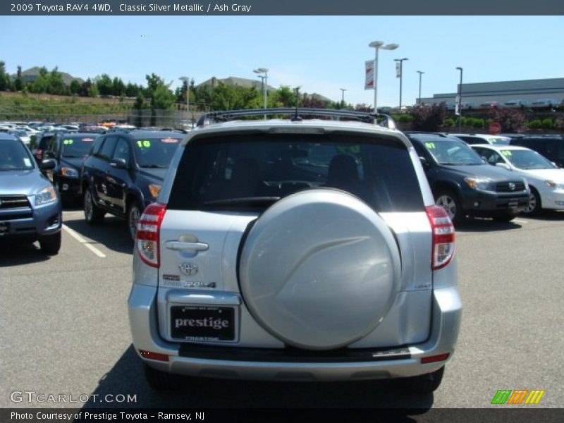 Classic Silver Metallic / Ash Gray 2009 Toyota RAV4 4WD