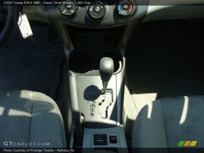 Classic Silver Metallic / Ash Gray 2009 Toyota RAV4 4WD