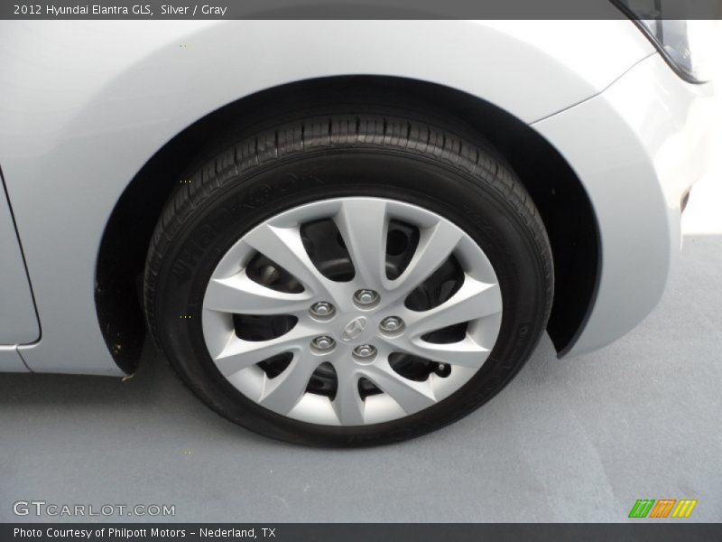 Silver / Gray 2012 Hyundai Elantra GLS