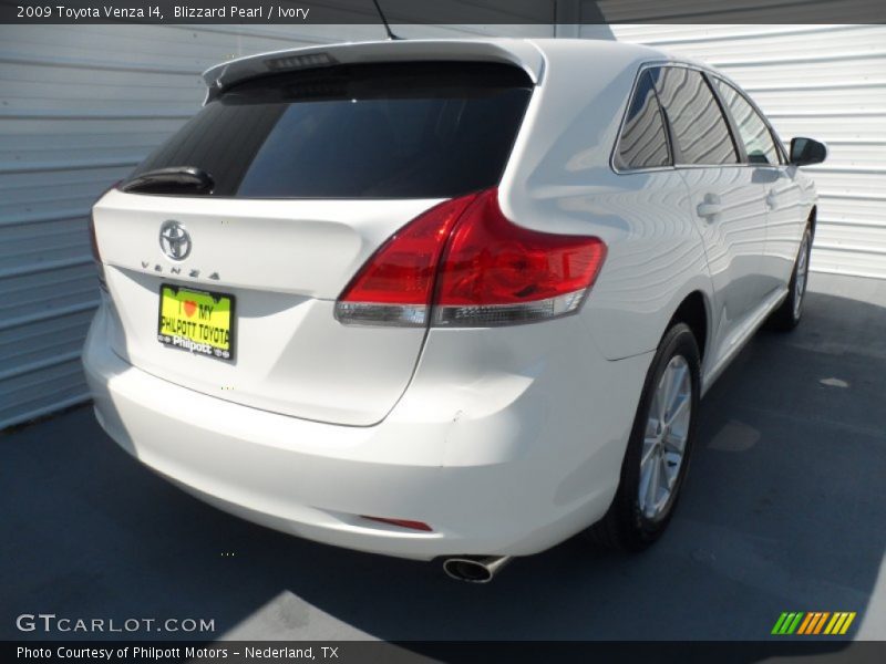 Blizzard Pearl / Ivory 2009 Toyota Venza I4