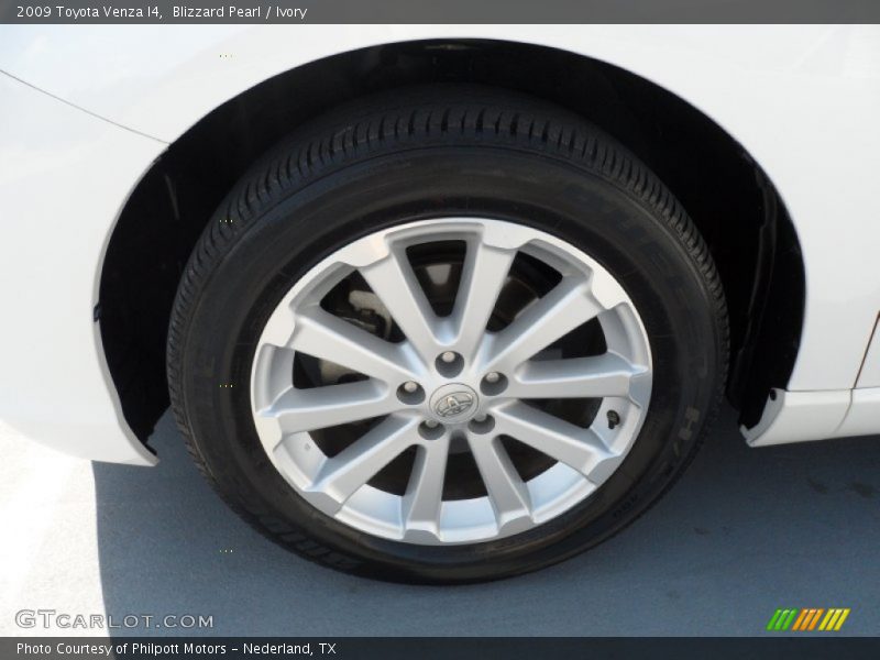 Blizzard Pearl / Ivory 2009 Toyota Venza I4