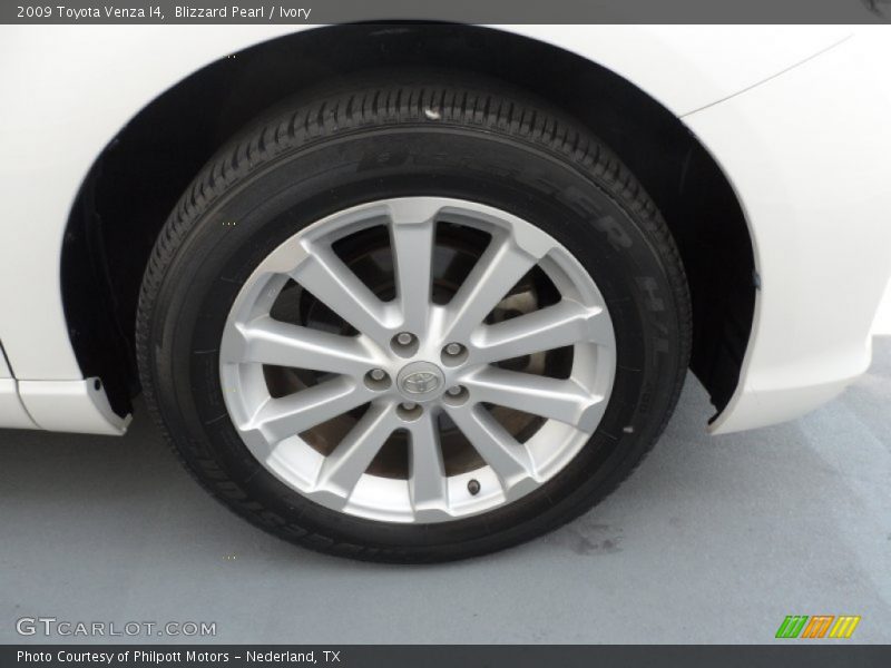 Blizzard Pearl / Ivory 2009 Toyota Venza I4