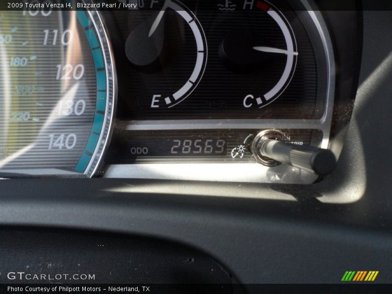 Blizzard Pearl / Ivory 2009 Toyota Venza I4