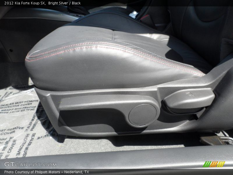 Bright Silver / Black 2012 Kia Forte Koup SX