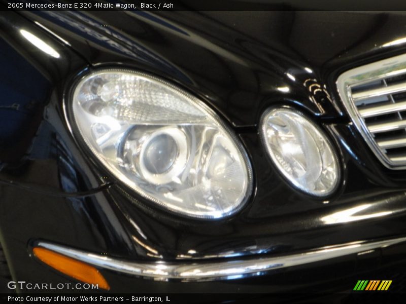 Black / Ash 2005 Mercedes-Benz E 320 4Matic Wagon