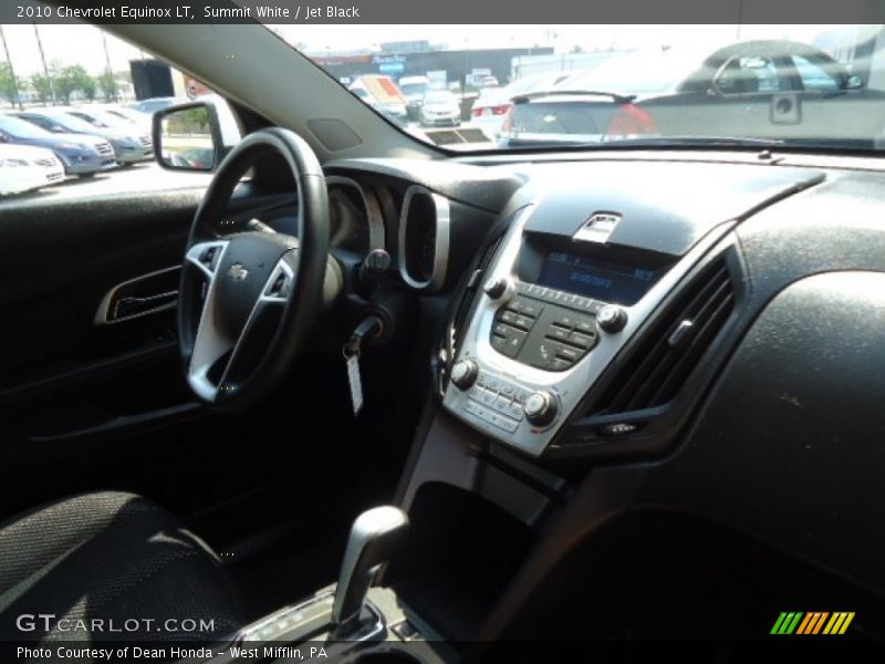 Summit White / Jet Black 2010 Chevrolet Equinox LT