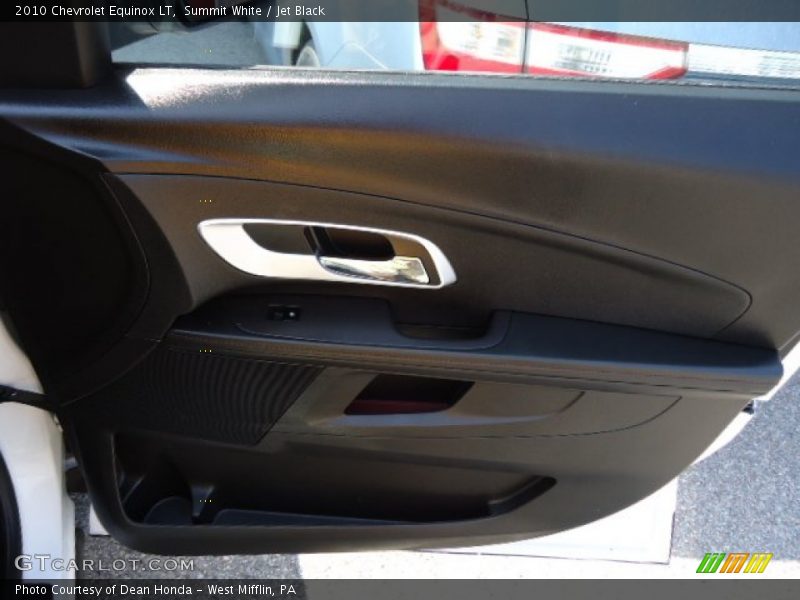Summit White / Jet Black 2010 Chevrolet Equinox LT