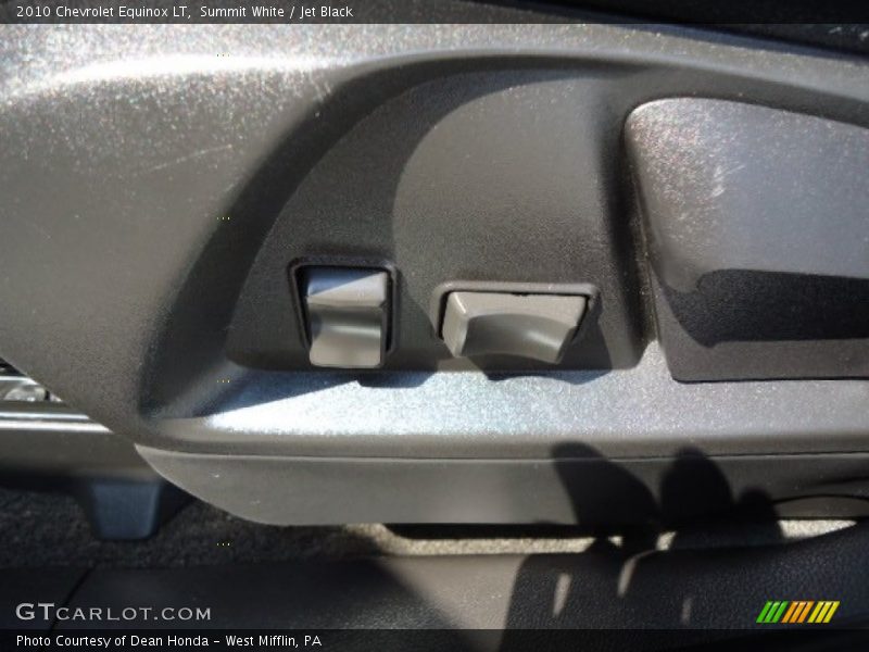 Summit White / Jet Black 2010 Chevrolet Equinox LT