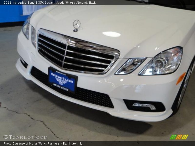 Arctic White / Almond/Black 2011 Mercedes-Benz E 350 Sedan
