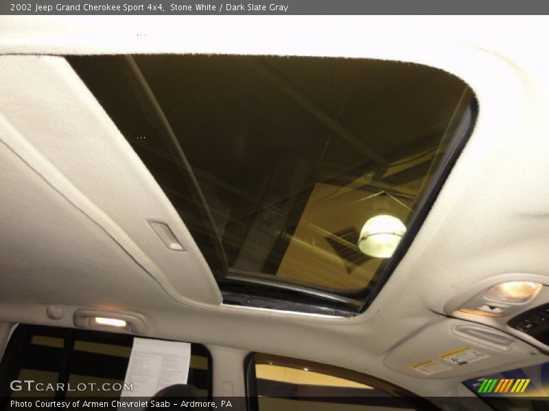 Stone White / Dark Slate Gray 2002 Jeep Grand Cherokee Sport 4x4
