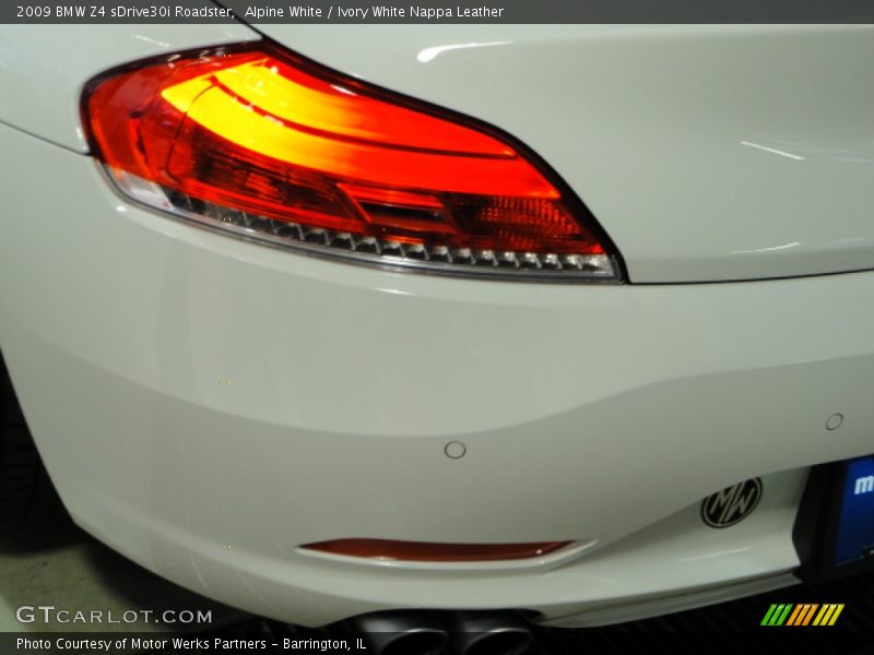 Alpine White / Ivory White Nappa Leather 2009 BMW Z4 sDrive30i Roadster