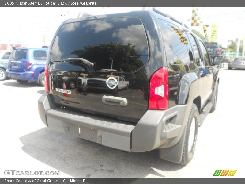 Super Black / Steel/Graphite 2005 Nissan Xterra S