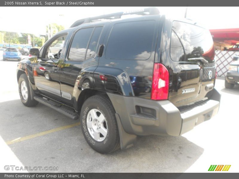 Super Black / Steel/Graphite 2005 Nissan Xterra S