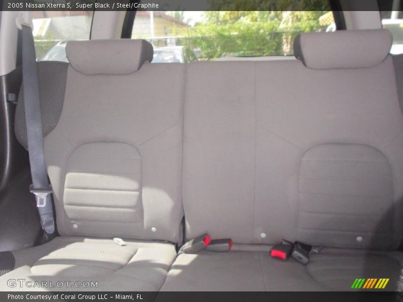 Super Black / Steel/Graphite 2005 Nissan Xterra S