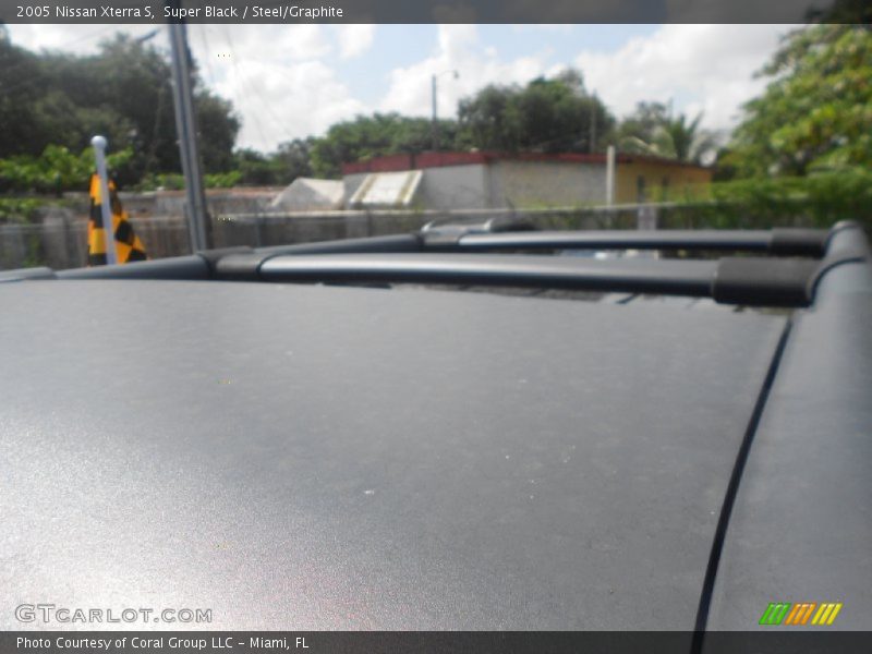 Super Black / Steel/Graphite 2005 Nissan Xterra S