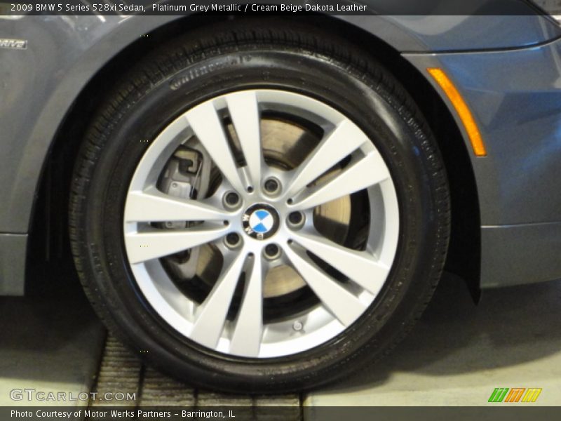 Platinum Grey Metallic / Cream Beige Dakota Leather 2009 BMW 5 Series 528xi Sedan