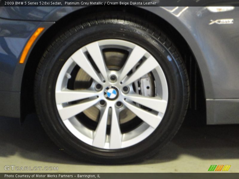 Platinum Grey Metallic / Cream Beige Dakota Leather 2009 BMW 5 Series 528xi Sedan