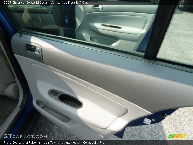 Arrival Blue Metallic / Gray 2005 Chevrolet Cobalt LS Sedan