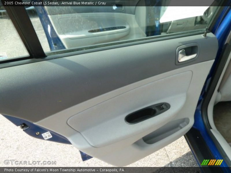 Arrival Blue Metallic / Gray 2005 Chevrolet Cobalt LS Sedan