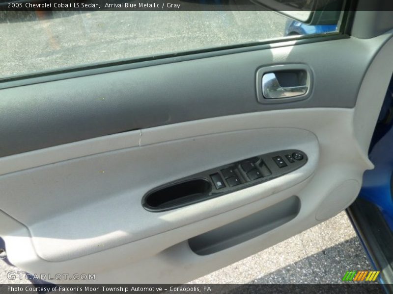 Arrival Blue Metallic / Gray 2005 Chevrolet Cobalt LS Sedan